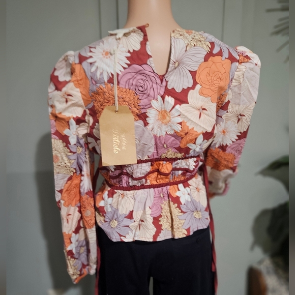 LISTICLE Floral V-Neck Blouse | Smocked Waist Romantic Boho Top.Size S (NWT) - Picture 15 of 16